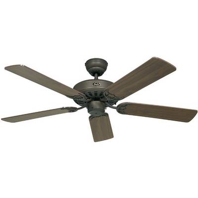 Stropní ventilátor s pěti dřevěnými listy a tmavě hnědým tělem, určený pro cirkulaci vzduchu v interiérech.