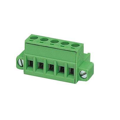 Zelený elektrický rozvodný blok s pěti zásuvkami a bočními šrouby.