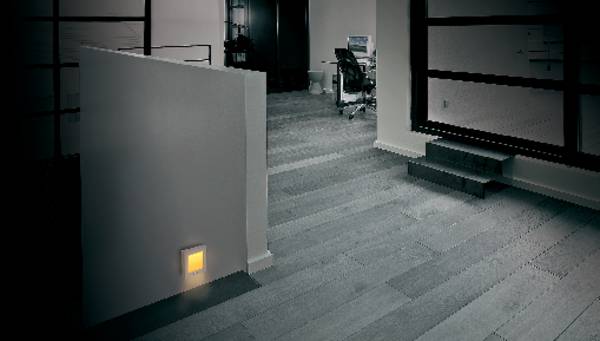 m-e modern-electronics  4250109110445 noční osvětlení   čtvercový  LED jantar bílá