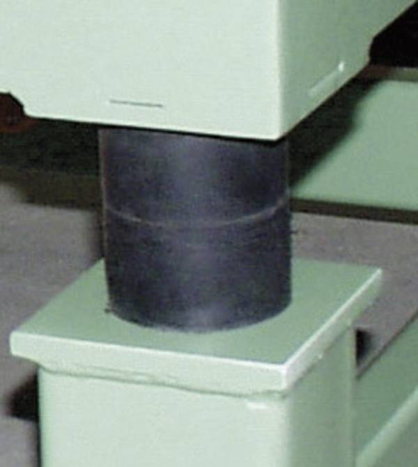 Netter Vibration gumový doraz NRE 30/40 Tvrdost 45 °sh Odpružení (max.) 5.1 mm Maximální statické zatížení 31 kg