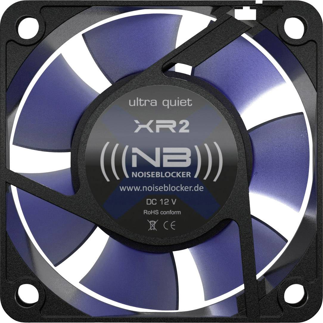 Ventilátor s nápisem 'Ultra quiet XR2' a 'Noiseblocker' uprostřed, zobrazující fialovo-bílou strukturu vrtule.