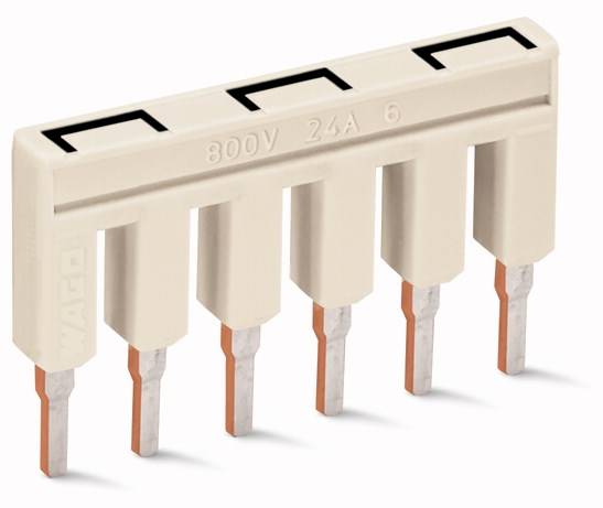 Bílý elektrický konektor označený 800V 24A má šest měděných kolíků. Vhodný pro vysokonapěťové aplikace.