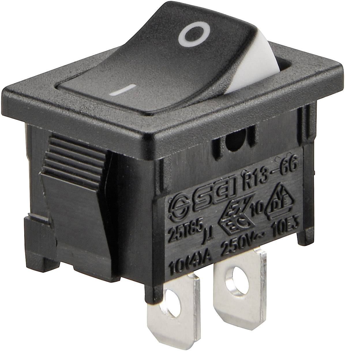 Černý páčkový spínač se symboly 'I' pro Zapnuto a 'O' pro Vypnuto, vhodný pro elektrické aplikace do 250V, 10A.