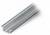 Stříbrný, U-tvarovaný kovový profilový prvek, který může být používán jako upevňovací prvek nebo nosný systém.