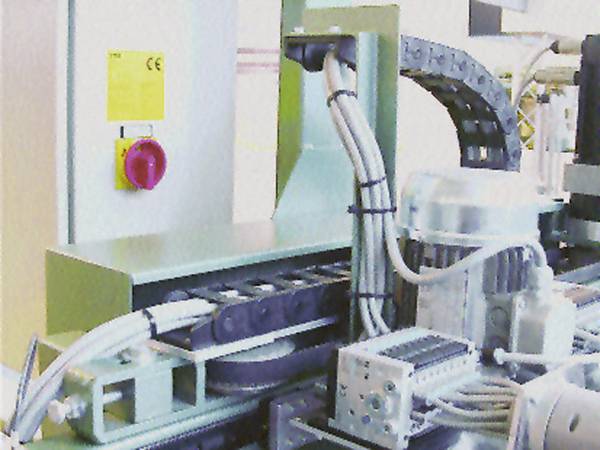 igus Easy Chain® E-Kette® E08 080.30.12PZ připojovací prvek princip tlačítka