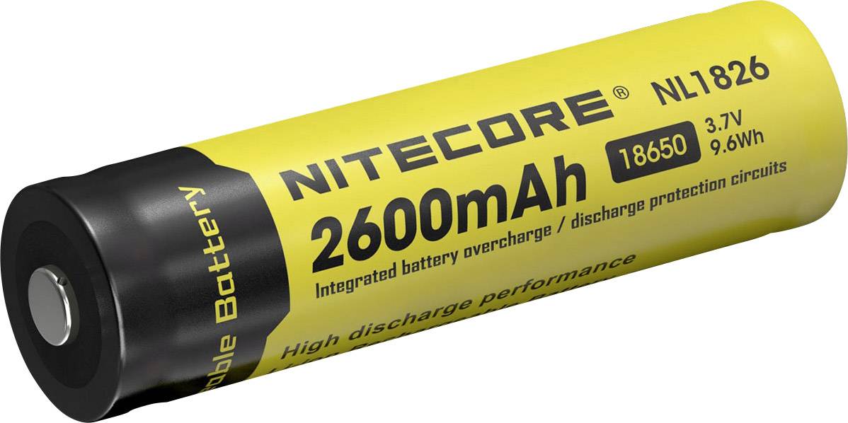 Žlutý akumulátor Nitecore, model NL1826, 2600mAh, 3,7V. Velikost 18650 s nápisem „Dobíjecí baterie", ochrana proti přebití.