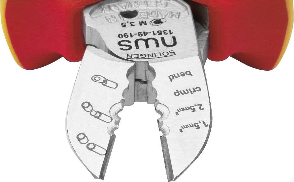 Kleště s červeným držadlem a stříbrnými čelistmi s vyznačenými velikostmi drátů pro stříhání a lisování v rozsahu 1,5 mm² až 6 mm².