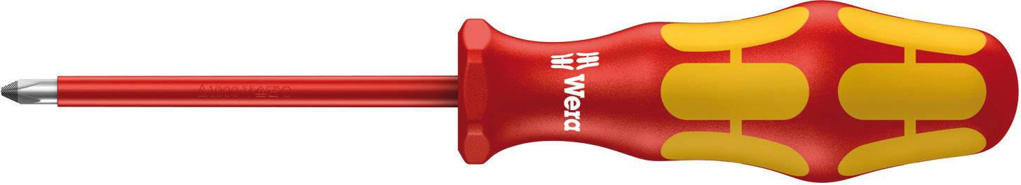 Červený a žlutý šroubovák s ergonomickou rukojetí a křížovou hlavou leží na bílém povrchu.