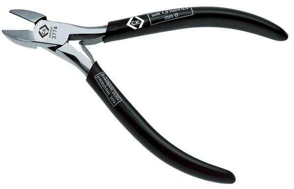C.K  T3774 pro elektroniku a jemnou mechaniku boční štípací kleště s fazetou  120 mm