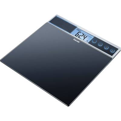 Digitální váha ukazuje hmotnost 62,4 kg. Je černá a má modré dotykové tlačítka umístěná vpravo vedle displeje.