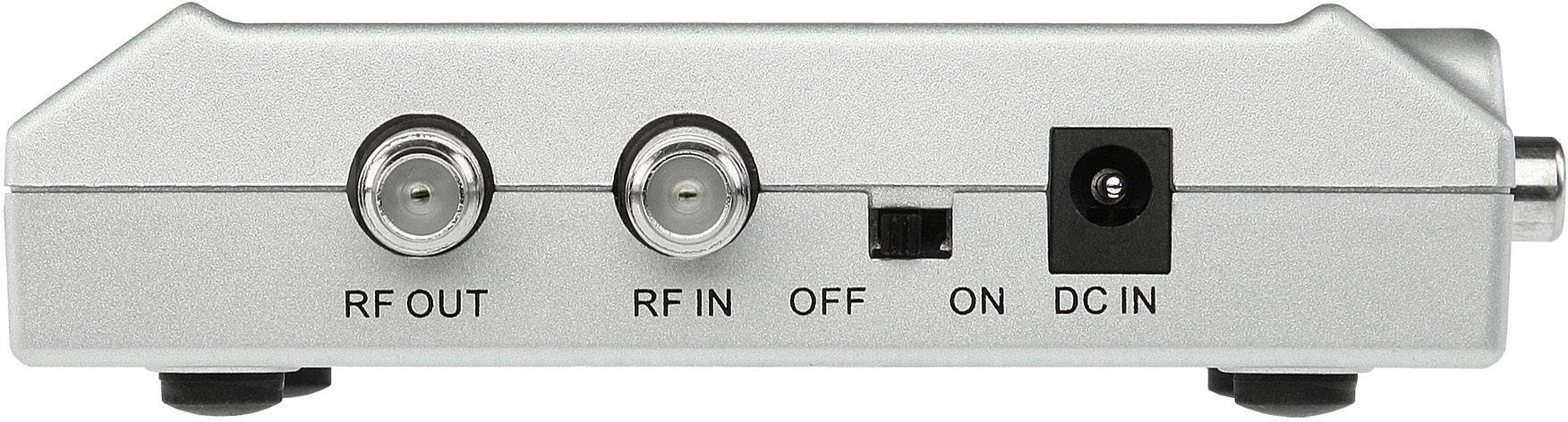 Stříbrné elektronické zařízení s konektory RF IN, RF OUT, přepínačem OFF/ON a DC IN, pohled zepředu.