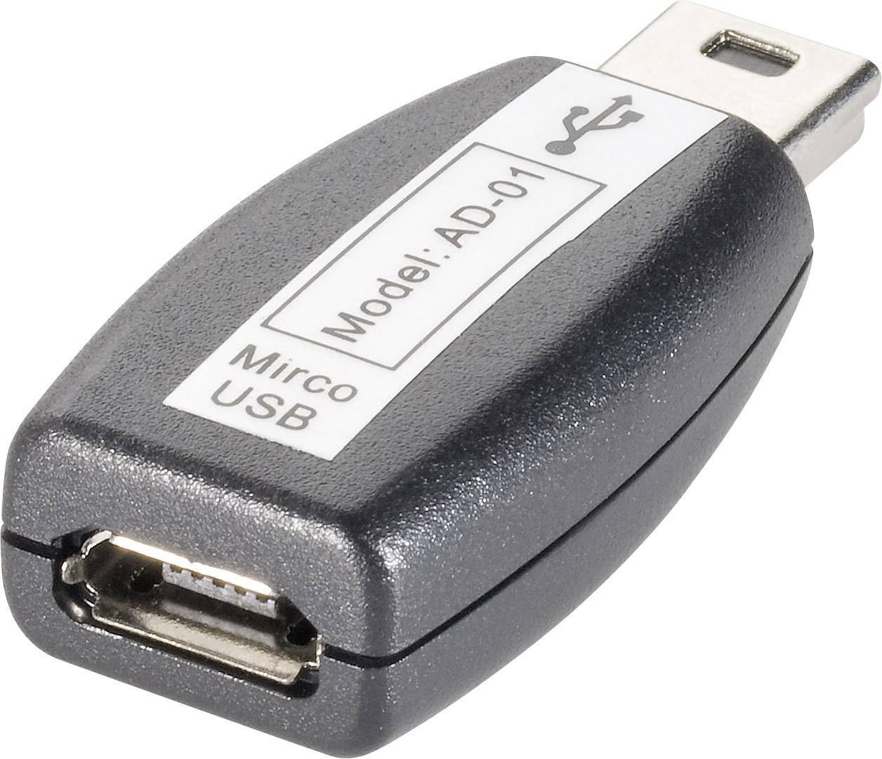 USB adaptér s nápisem 'Model: AD-01, Micro USB', vhodný pro připojení zařízení s rozdílnými USB konektory.