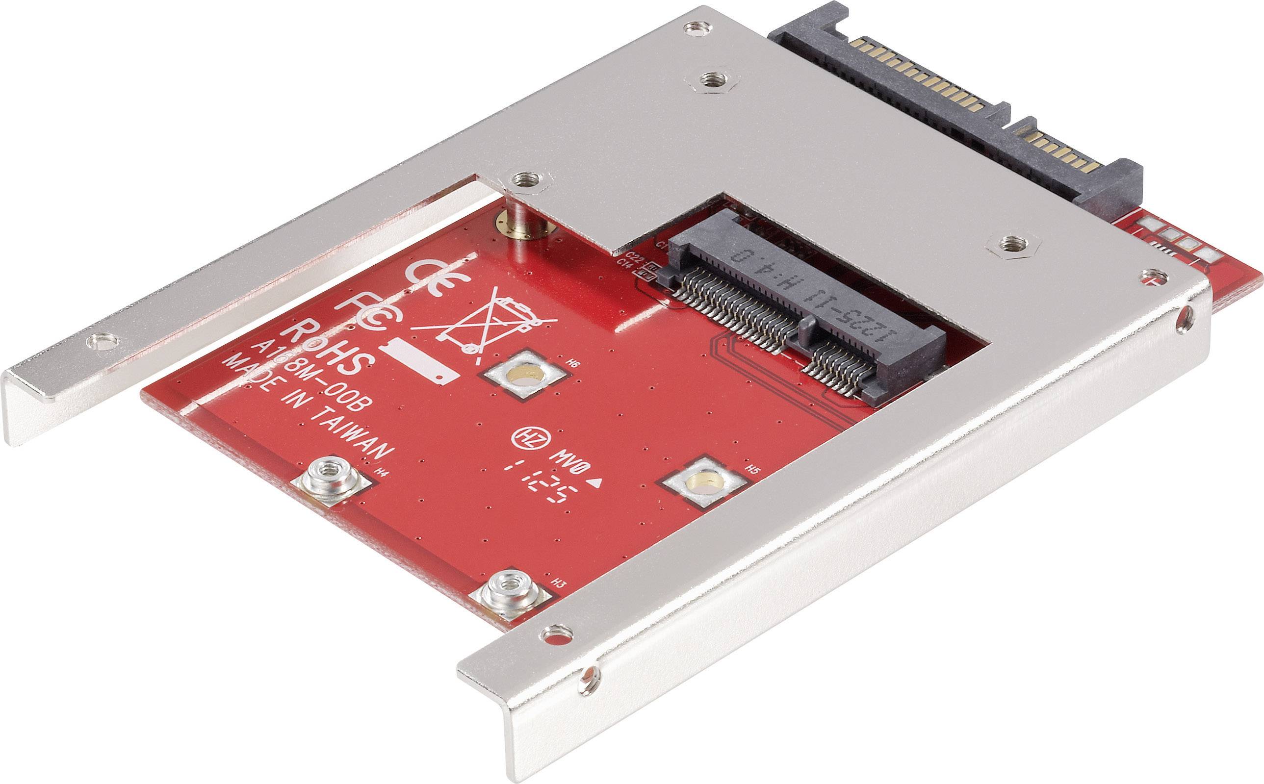 Kovový držák pro 2,5palcové SSD nebo HDD disky s červenou deskou. Nahoře viditelný SATA konektor.