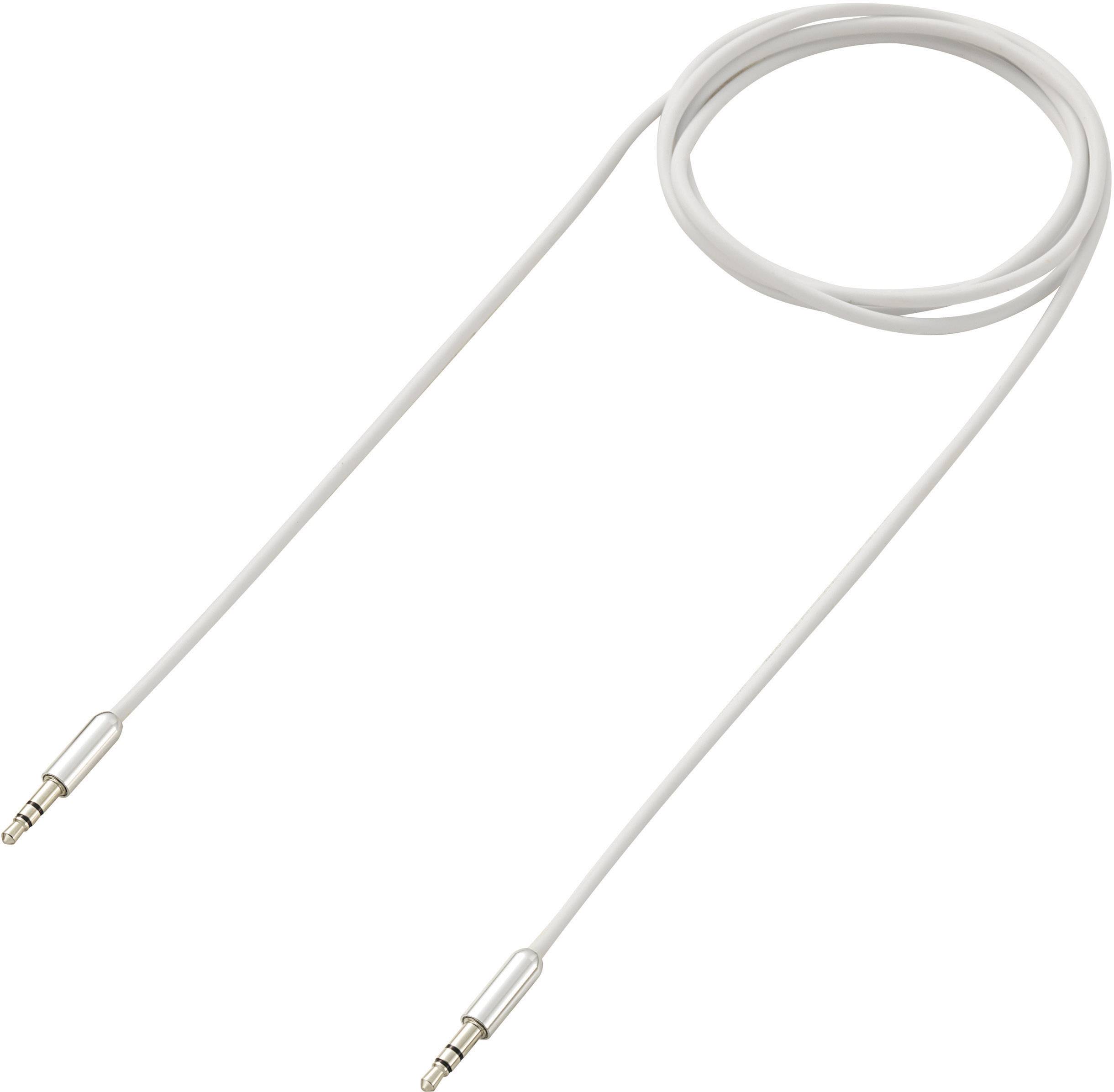 Bílý audio kabel se dvěma 3,5mm jacky na koncích na bílém pozadí.
