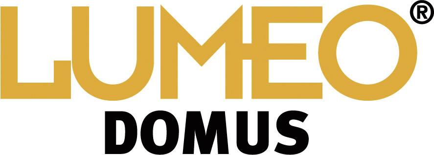 Obrázek zobrazuje logo s textem 'LUMEO DOMUS' velkými písmeny, přičemž 'LUMEO' je v oranžové barvě a 'DOMUS' v černé.