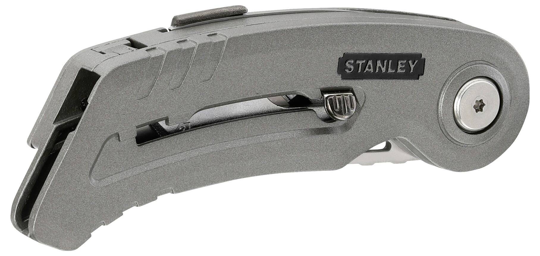 Foldbar universalkniv i metal med ergonomisk greb, sort trykknap og mærkelogo på siden.