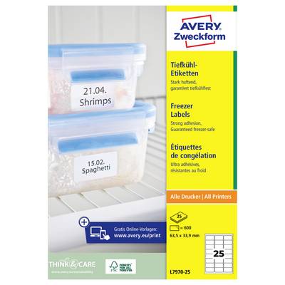 Reklamebillede af Avery Zweckform fryserlabels på plastikfødvarebeholdere i en fryseboks, der viser flersproget tekst, etikettørrelse 63,5 x 33,9 mm, og pakke med 25 etiketter.