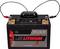Et lithium-batteri til motorcykler, med 12,8 V og 5 Ah, viser etiketten Intact Battery-Power. Forbundet med to kabler.