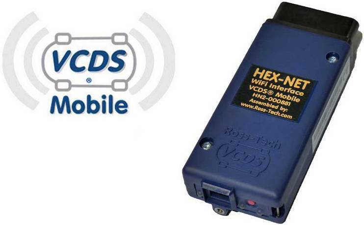 Et blåt OBD-II-WiFi-diagnosticeringsværktøj 'HEX-NET' med påskriften 'VCDS Mobile', som kan aflæse køretøjsdata via en trådløs forbindelse.