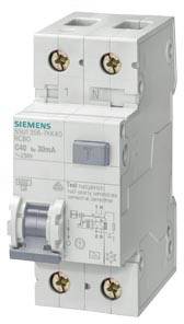 En Siemens FI-beskyttelsesafbryder, model 5SM3 346-7KK40, 40A, 30mA. Enheden har to kontakter og tjener til elektrisk sikkerhed.