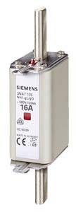 Sikringsindsats fra Siemens mærket '16A'. Rektangulær form med metalliske tilslutninger øverst og nederst, egnet til elektriske anvendelser.