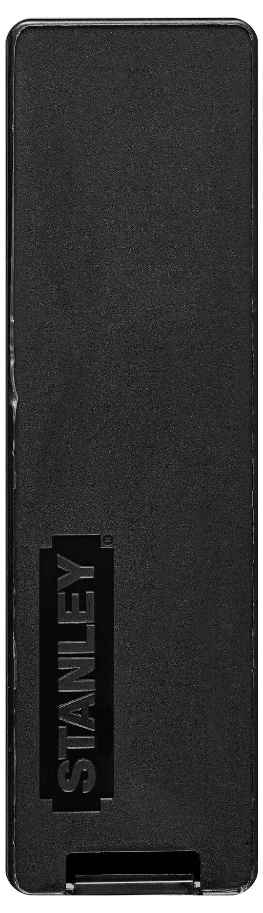 Rektangulær sort plastiklåg med 'Stanley'-logo, sandsynligvis en del af en værktøjs- eller husholdningsproduktpakning.