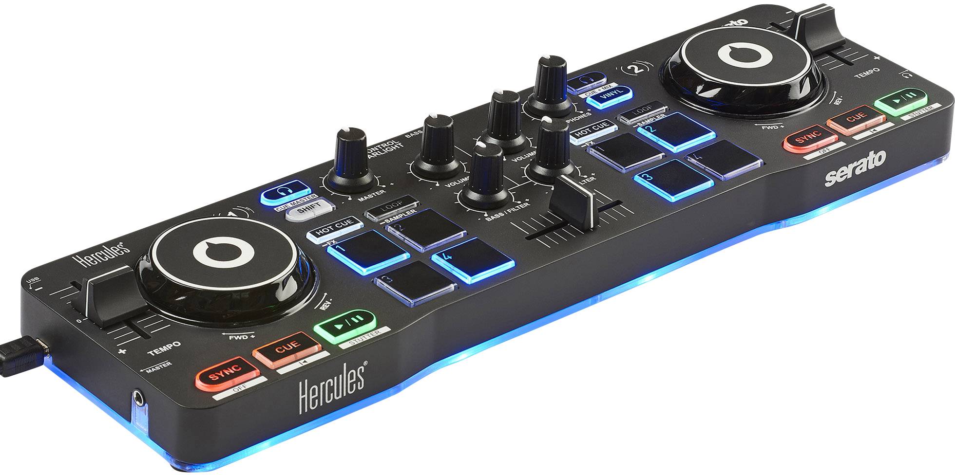 Billedet viser en DJ-controller med talrige knapper, drejeknapper og belysningselementer, der bruges til musikstyring.