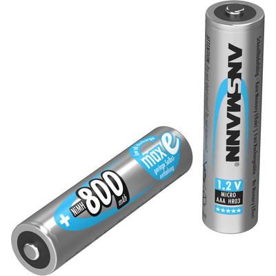 To AAA sølvfarvede batterier med blå detaljer. Det ene står oprejst og viser '1.2V NiMH', det andet ligger ned og viser '800mAh'.