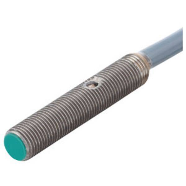 <br> Pepperl+Fuchs<br> Sensor<br> Induktiv<br> NBB0,8-5GM25-E2-0,3M-V3<br> 224136<br> <br> Flugter med<br> PNP<br> <br> <br>