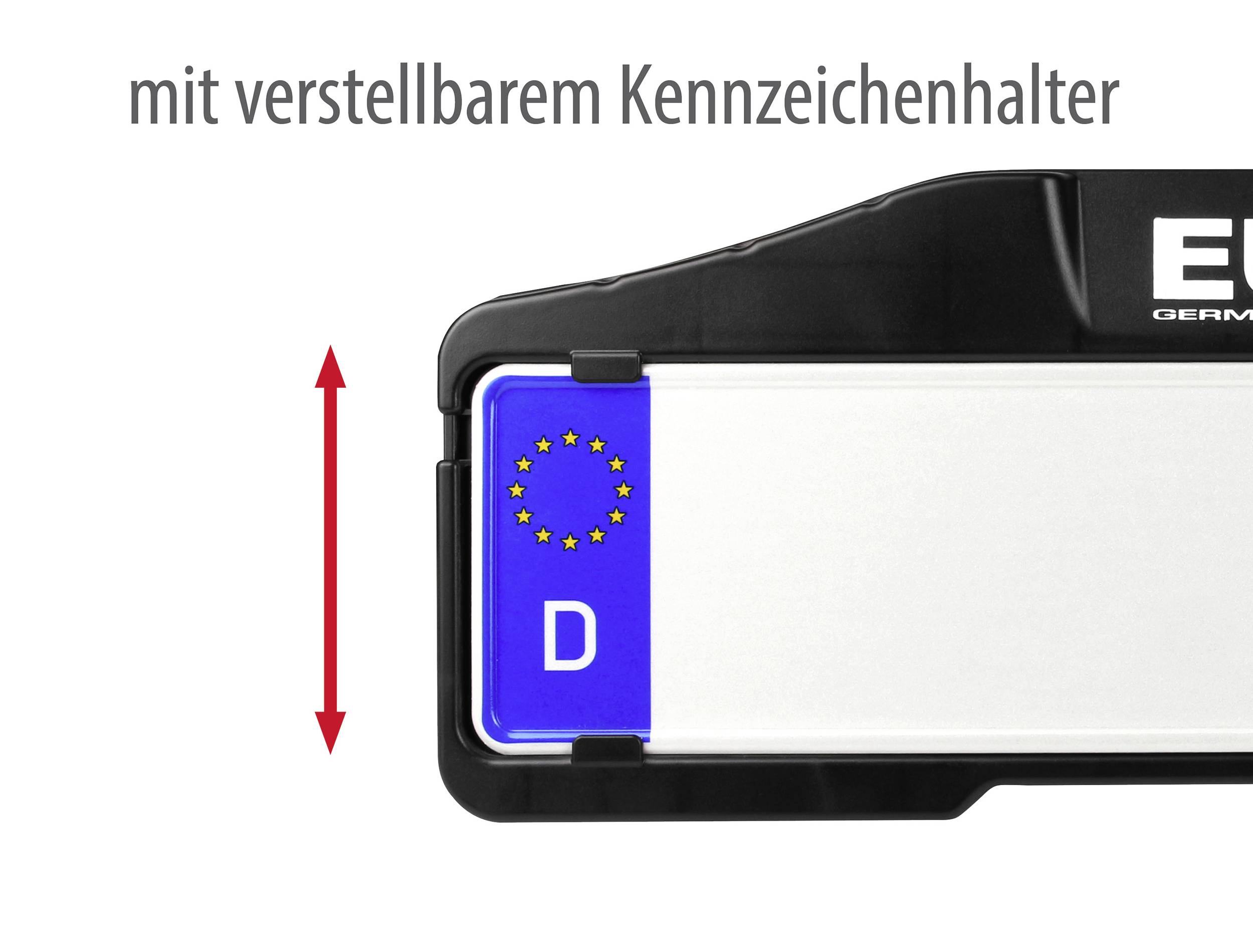 Et justerbart nummerpladeholder med en pil, der viser højdejusteringen. Til venstre et EU-nummerplade med blå felt.