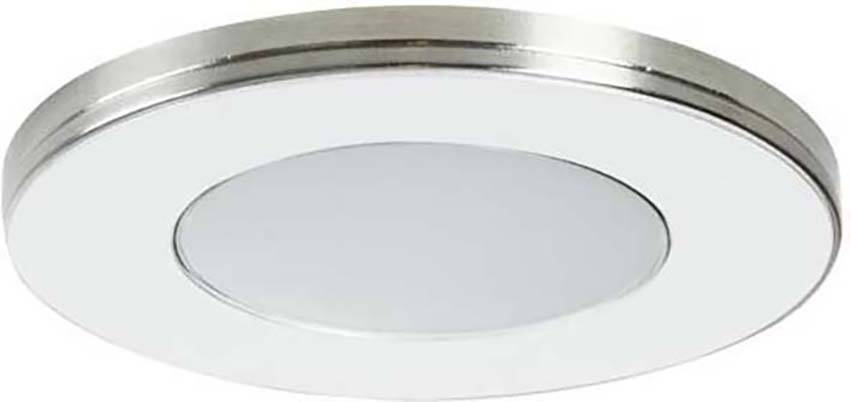Rund LED-loftslampe med sølvfarvet kant og hvid overflade. Perfekt til moderne interiører.