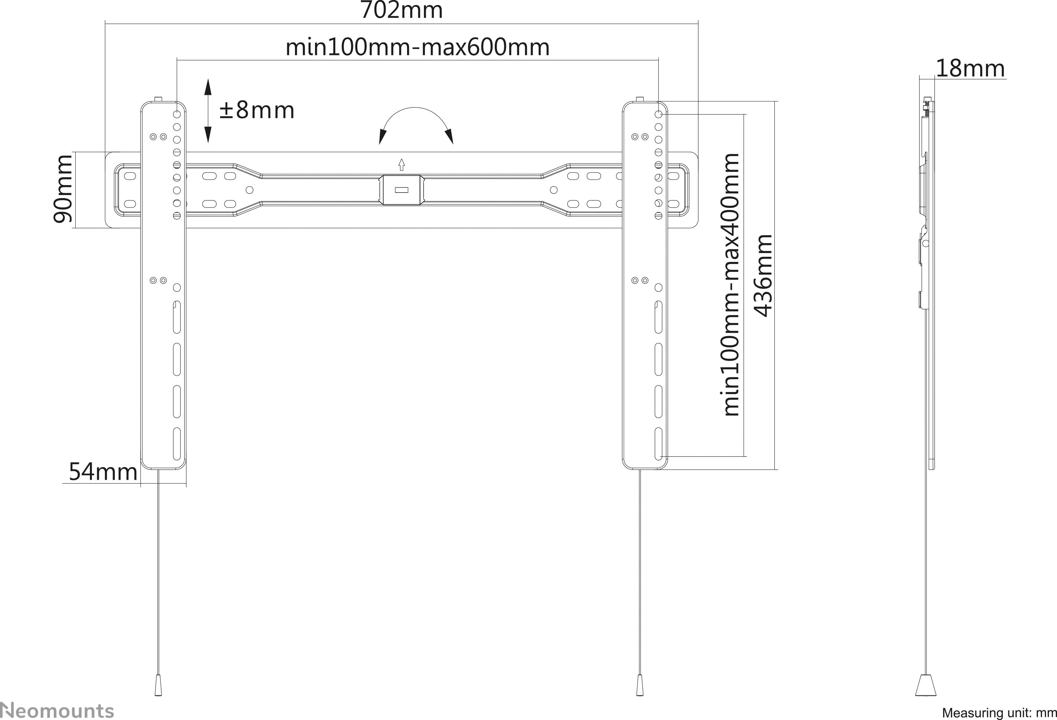 Teknisk tegning af en skærmbeslag med dimensioner: Bredde 702 mm, højde justerbar mellem 100 mm og 600 mm. Sidevisning viser en dybde på 18 mm. Model fra Neomounts.