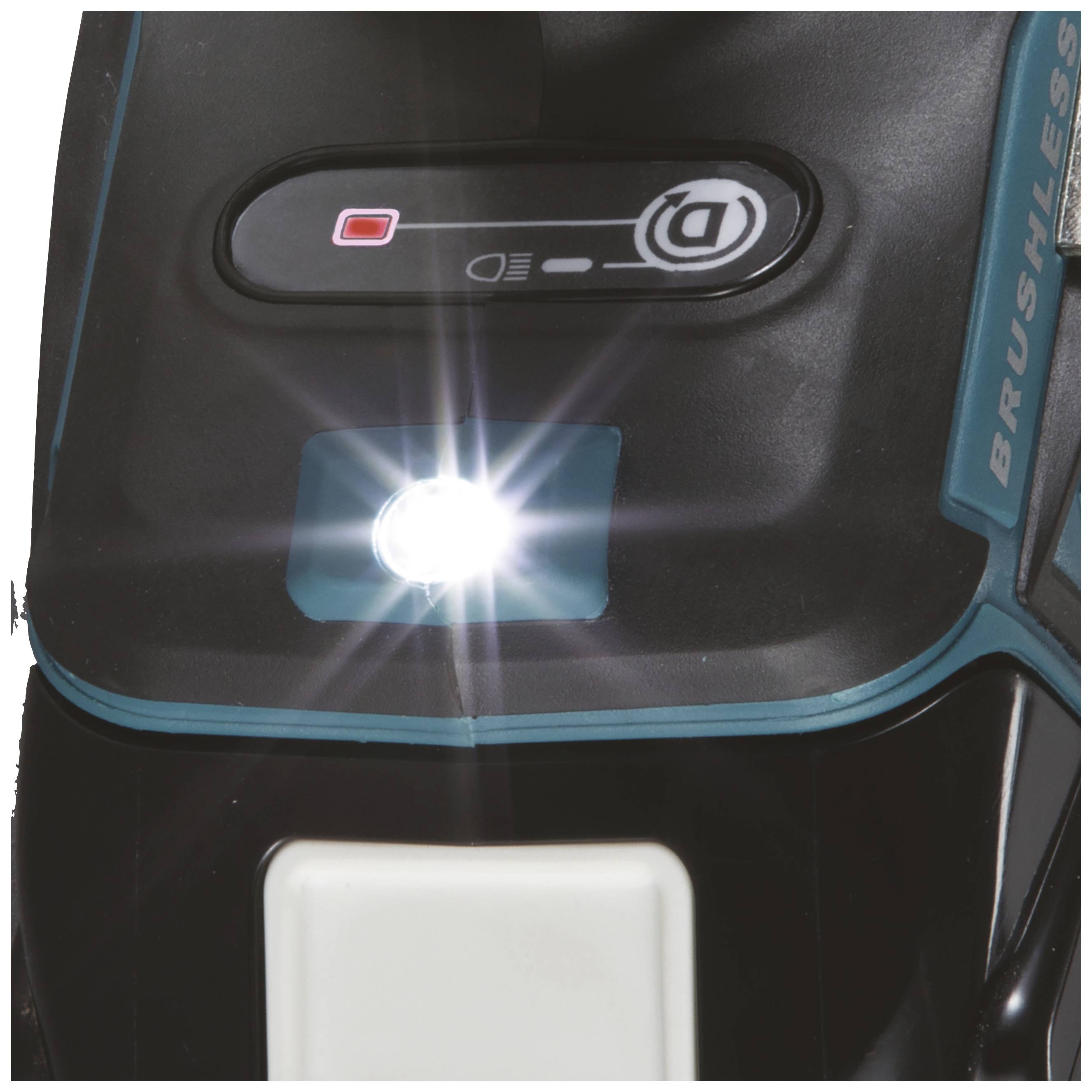 Nærbillede af et elektrisk værktøj med tændt LED-lys og batteriniveau-indikator.