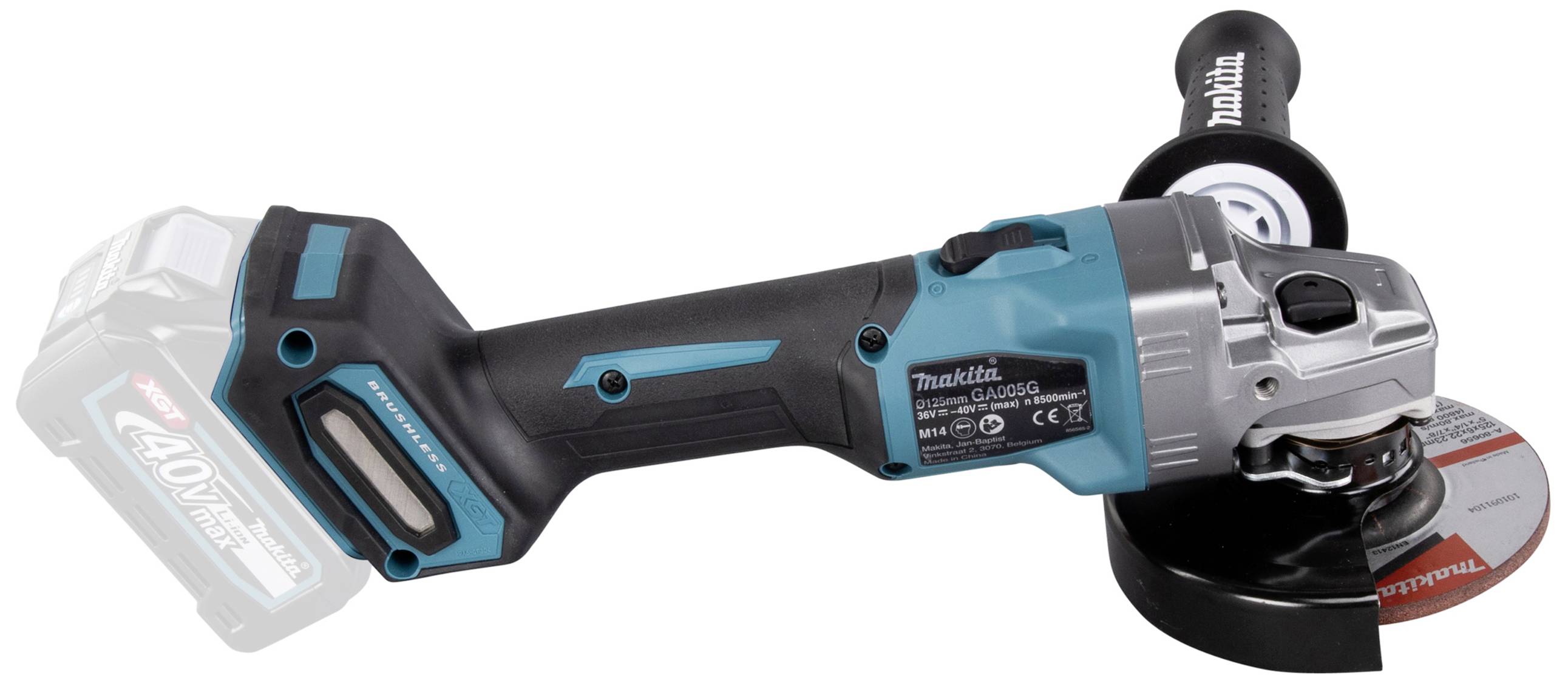 Akkudrevet vinkelsliber fra Makita med blå-sort kabinet og monteret slibeskive, uden indsat batteri.