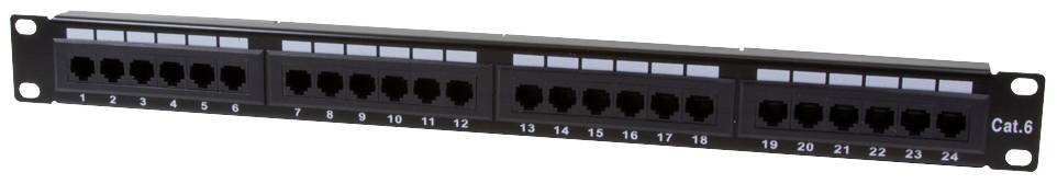 Et sort Cat.6 patchpanel med 24 Ethernet-porte, nummereret fra 1 til 24, til styring af netværkskabler i et serverrum.