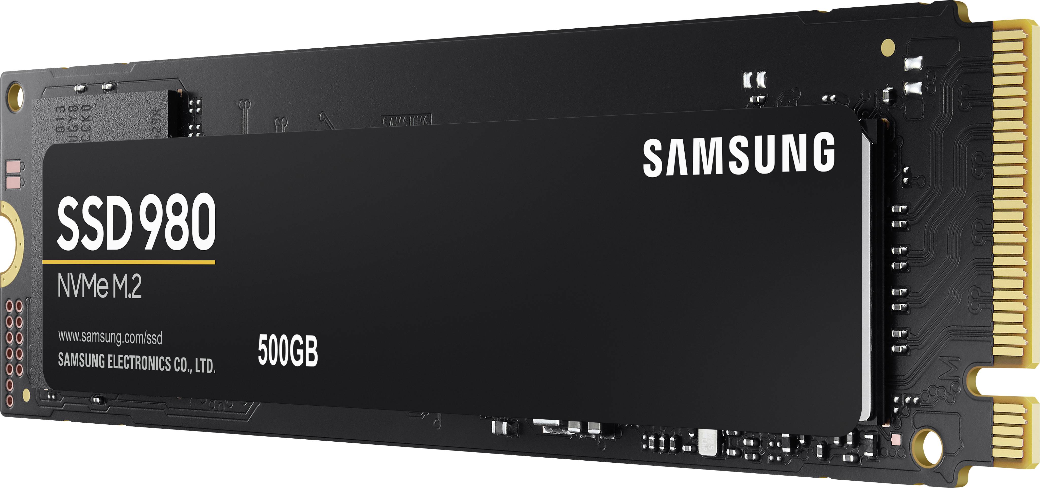 NVMe M.2 SSD med 'Samsung SSD 980' påskrift, 500 GB kapacitet, sort design med guldfarvede kontakter. Ideel til hurtig lagring.