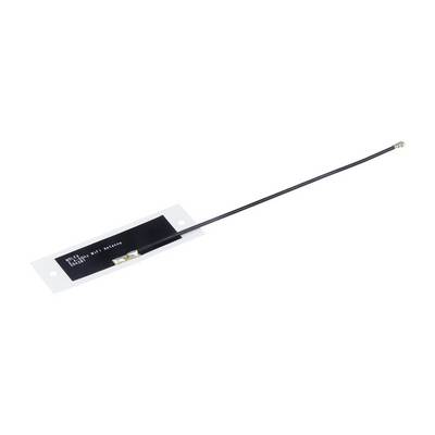 Tynd, rektangulær antenne med kabel og stik, til trådløs kommunikation, på hvid baggrund.