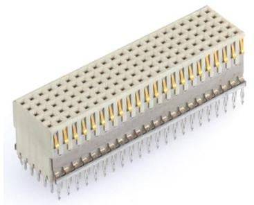 En rektangulær stikforbinder med flere rækker af stiftkontakter, egnet til elektroniske anvendelser og forbindelser.