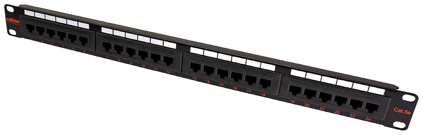Et patchpanel med 24 RJ45-stik i en 19-tommers rack-montering. Egnet til netværkskabler i kategori 5e.