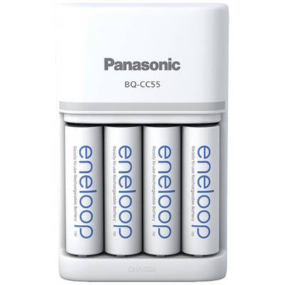 Panasonic-oplader BQ-CC55 med fire indlagte eneloop AA-batterier.