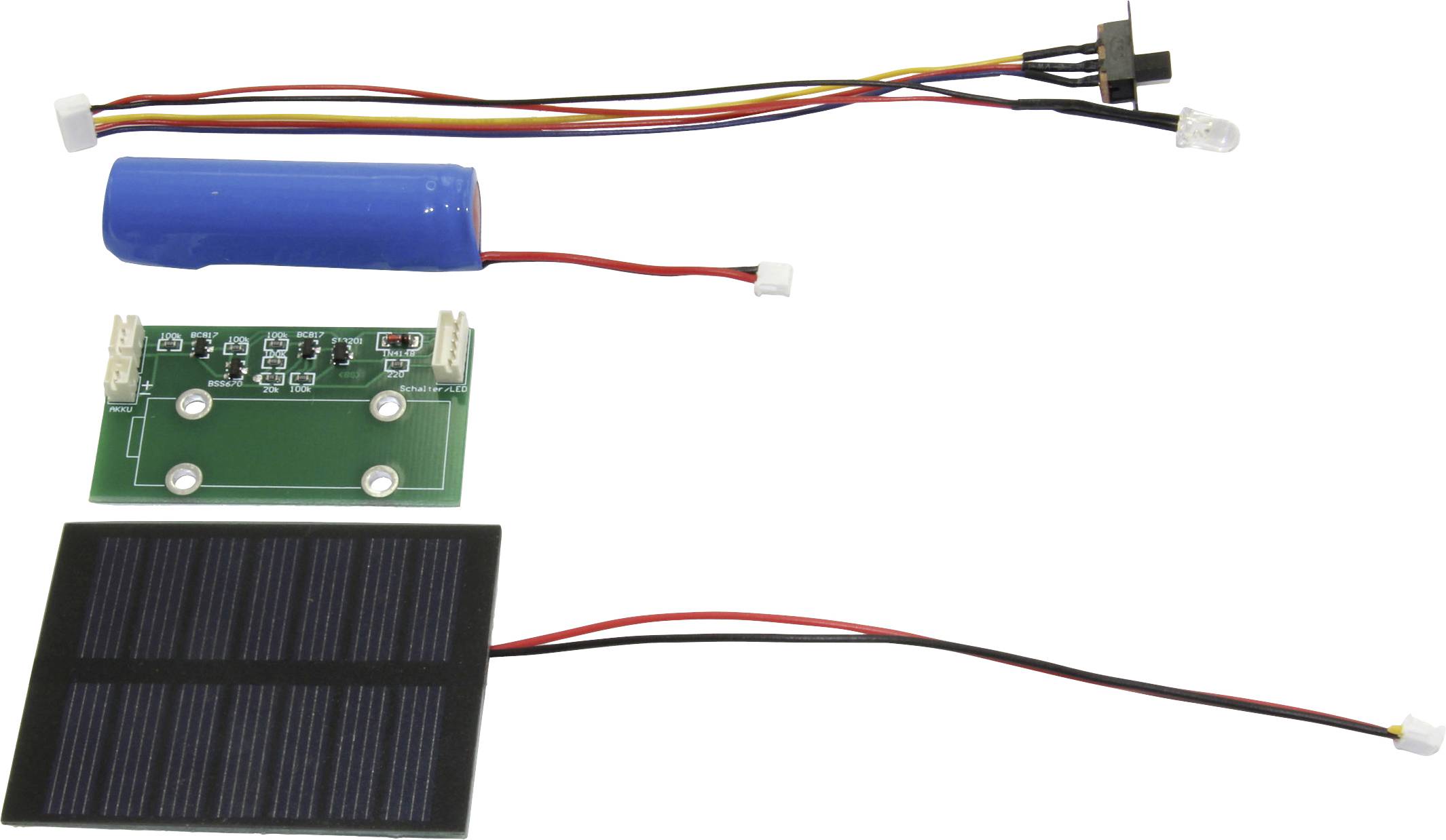 Dele af et solarbyggesæt: Solarpanel, kredsløb, batteri, ledningsføring og kontakt. Bruges til at generere elektricitet fra sollys.