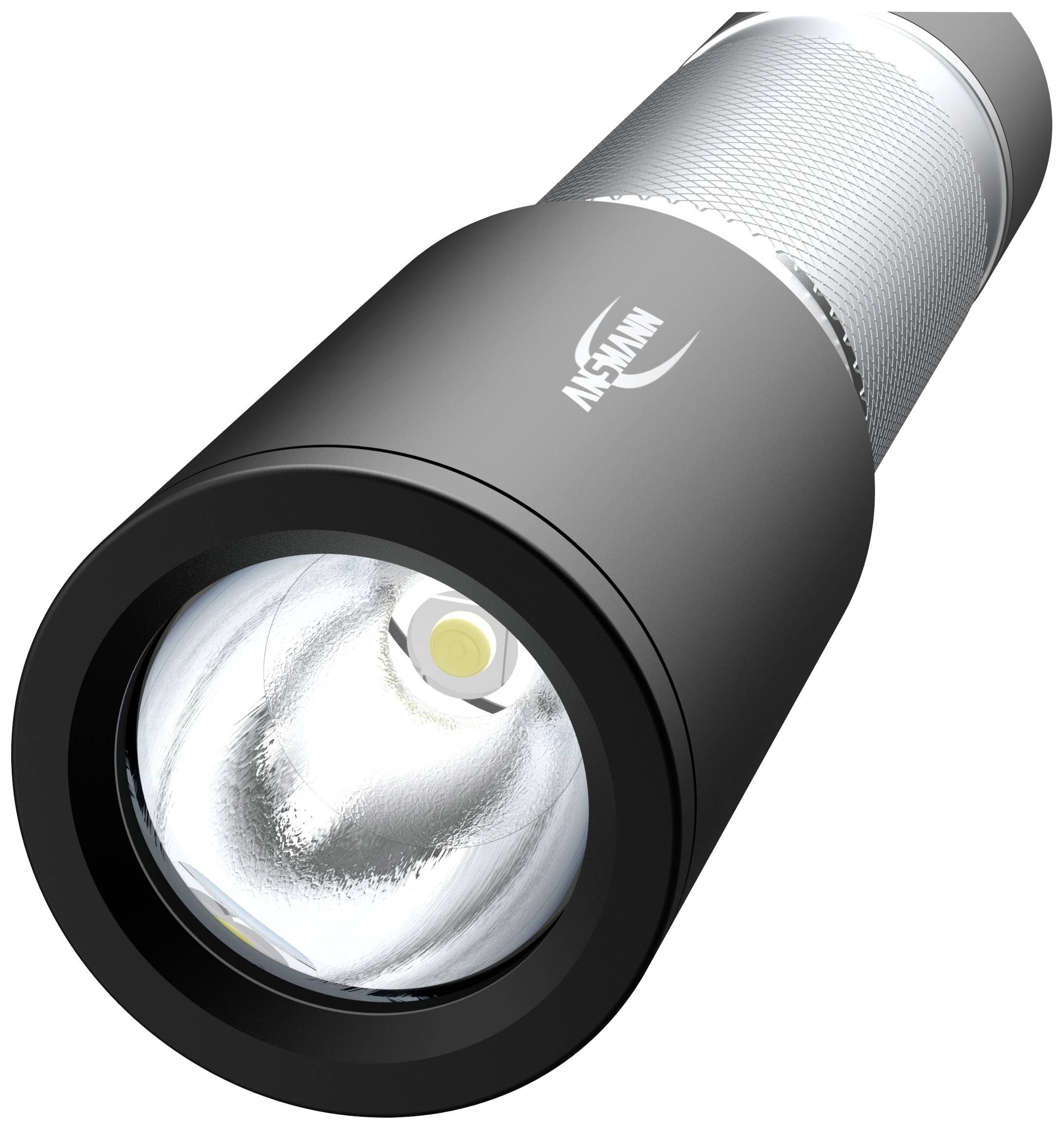 Sort lommelygte med sølvfarvet håndtag, viser en lysende LED-lampe i forgrunden.