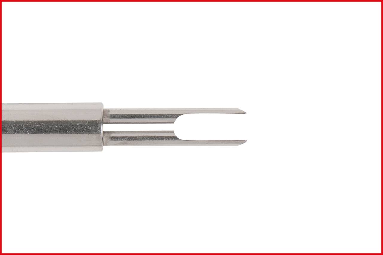 Metalgenstand med to parallelle, spidse tænder, sandsynligvis et specialværktøj eller en instrumentspids.