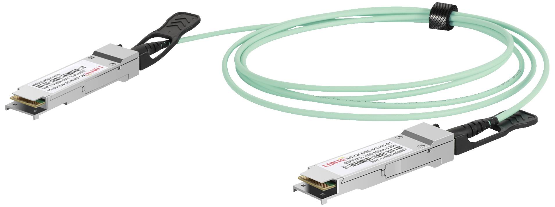 Glasfiberkabel med optiske transceivere i begge ender, egnet til høyhastighets dataoverførsel i netværk.