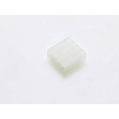 En hvid, transparent, rektangulær plastikstik på hvid baggrund. Stikket har flere tilslutninger.