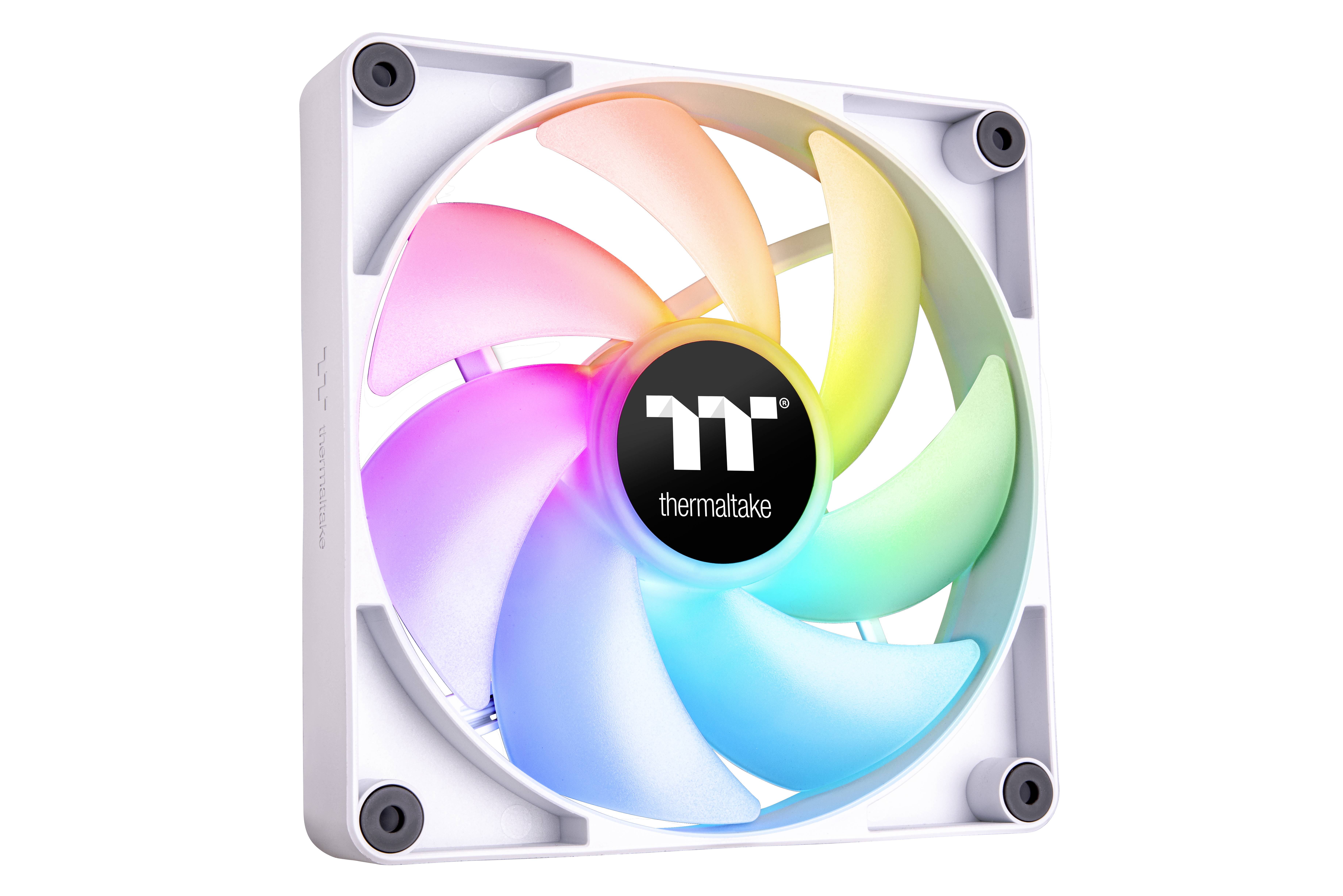 En hvid computerblæser med flere farverige LED-lys i et spektrum fra pink, blå, gul og grøn.