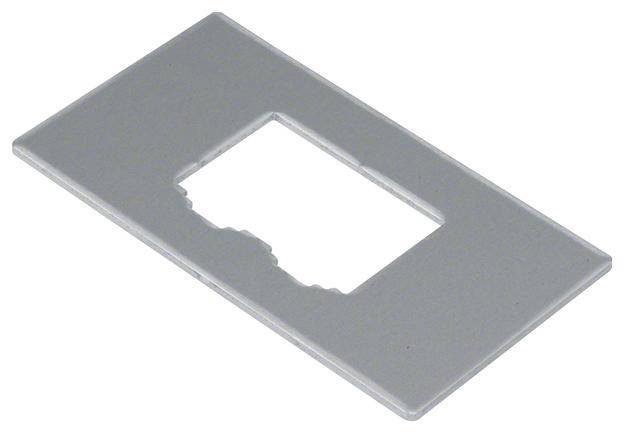 Rektangulær metalplade med rektangulær udskæring i midten, muligvis en teknisk komponent eller afdækning.