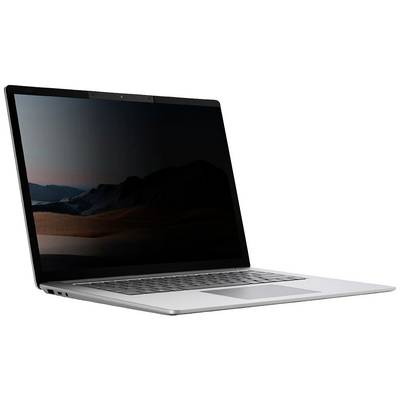 En sølvfarvet bærbar computer med åben skærm viser et bjerglandskab ved solnedgang.