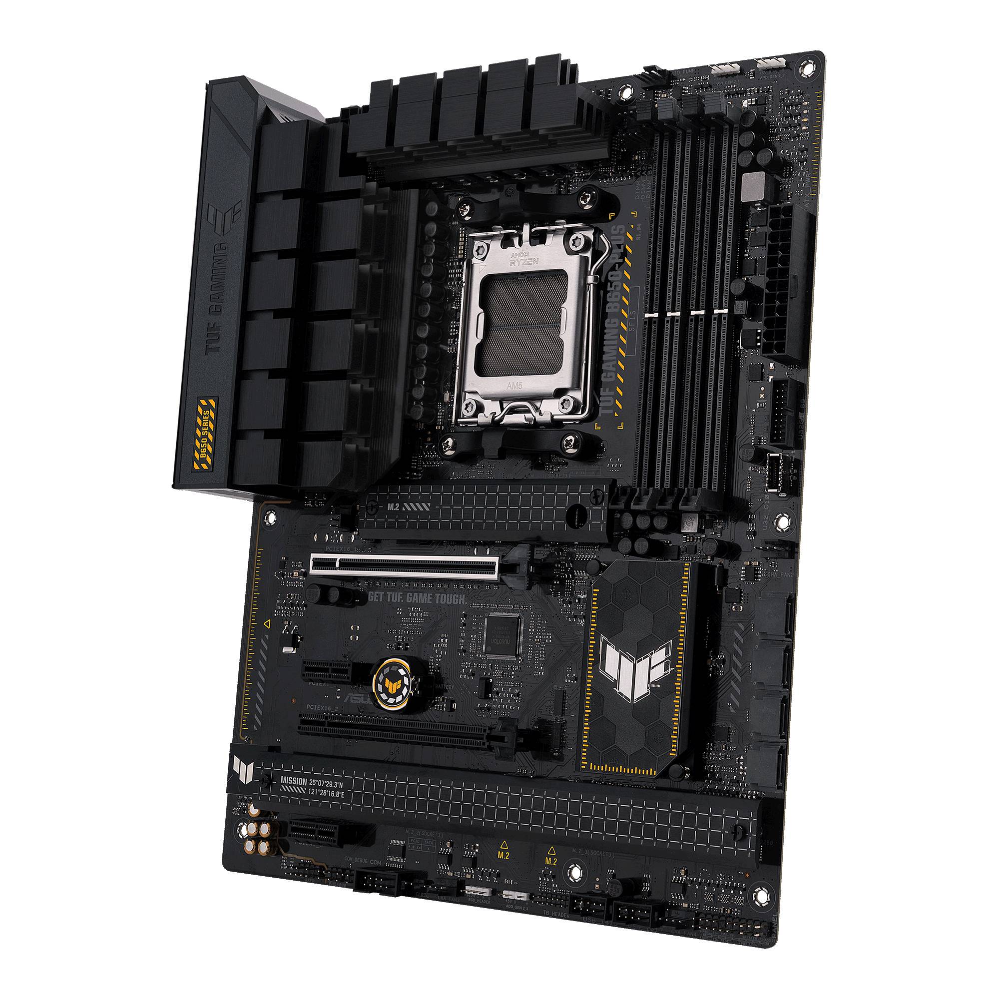 Højkvalitets computer-bundkort med flere stik til RAM, CPU-sokkel og køleplade, vist i en skråt vendt detaljeret vinkel.