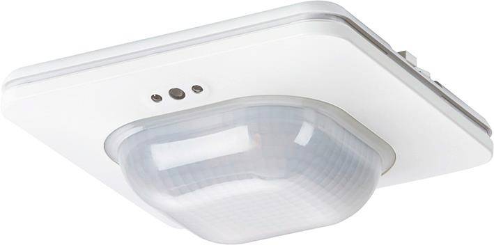 Loftsensor med bevægelsesdetektor i et kvadratisk design, hvidt kabinet og sensorlinse i midten. Registrerer bevægelser til automatisk belysningsstyring.